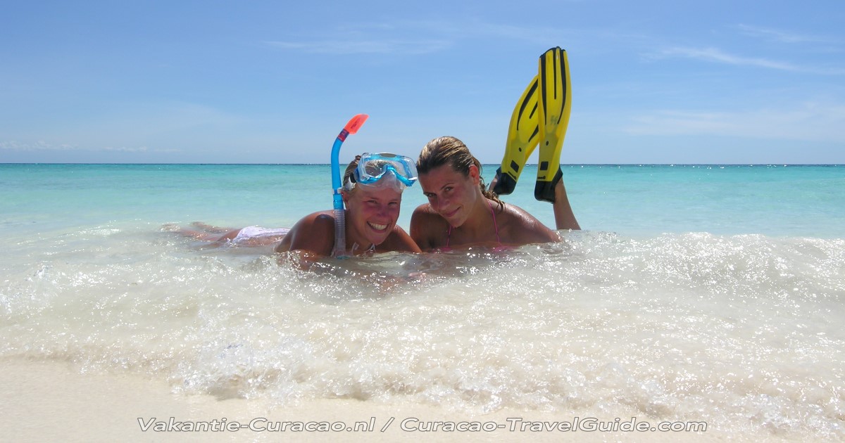 www.curacao-travelguide.com